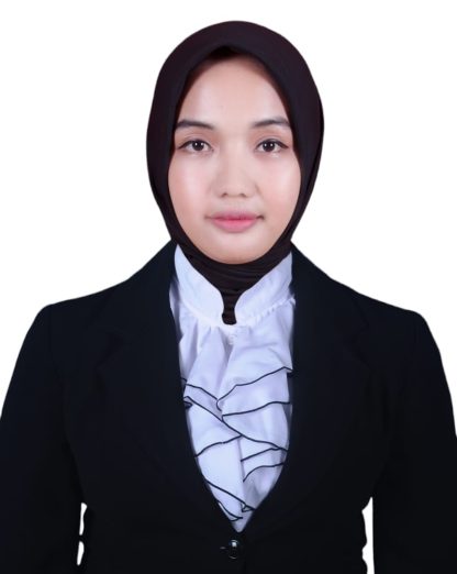 ADE KOMARIYAH